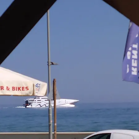 Daire Anastasios Luxury Sea View *